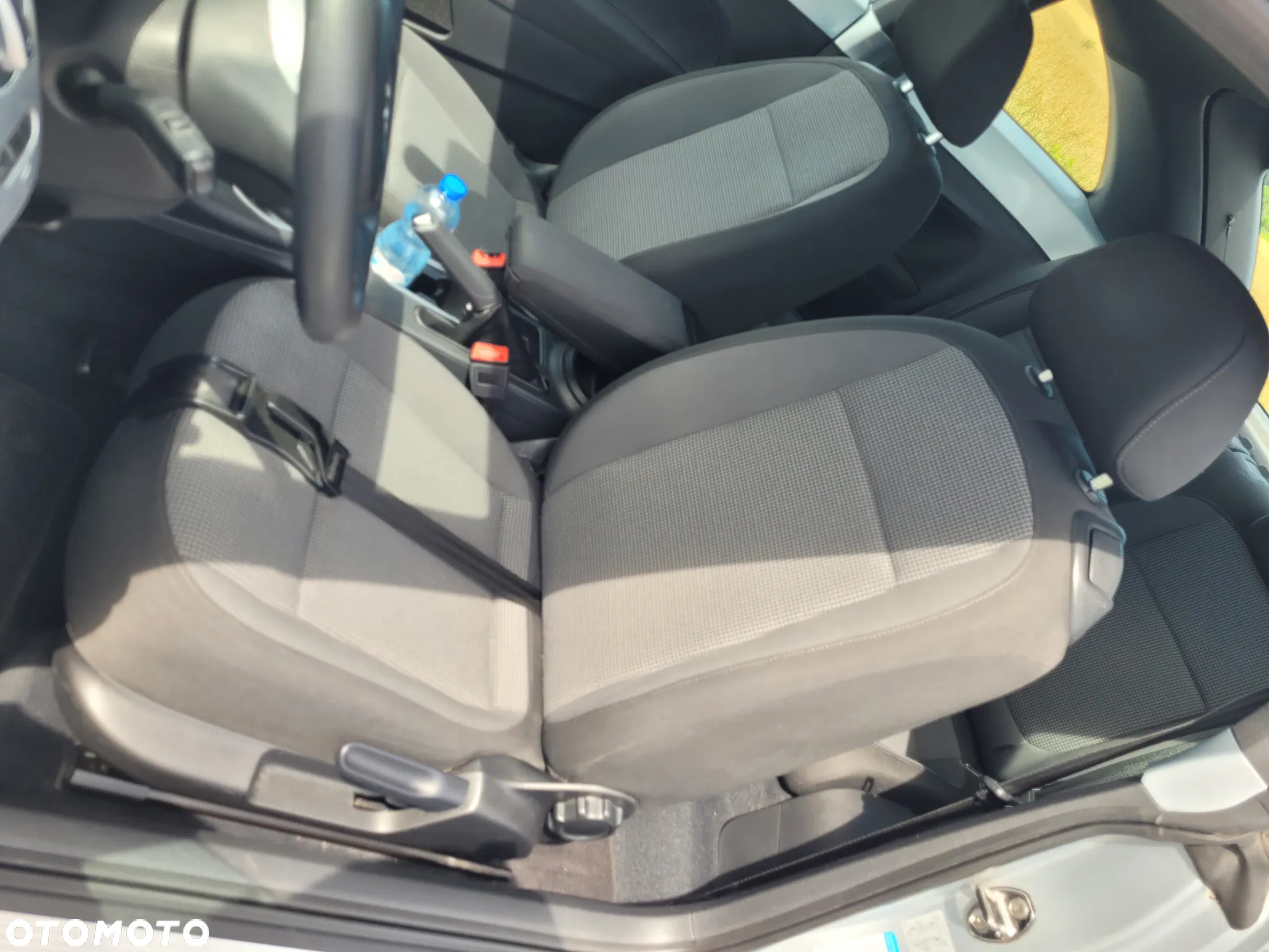 Volkswagen Beetle 1.6 TDI Design - 18
