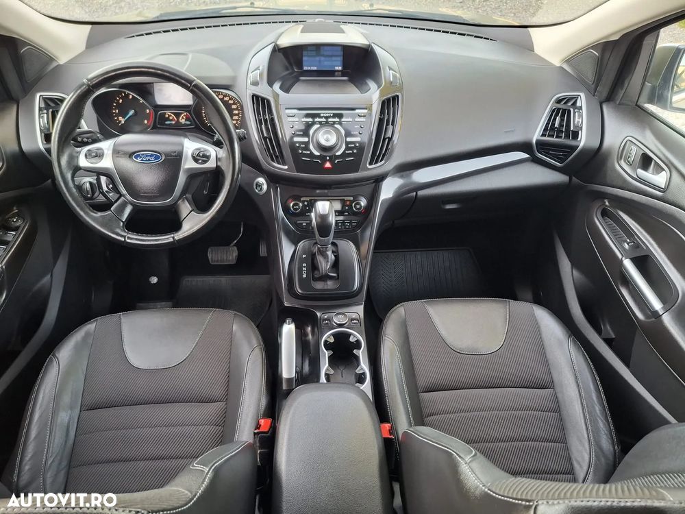 Ford Kuga 2.0 TDCi 4x4 Aut. Titanium - 6