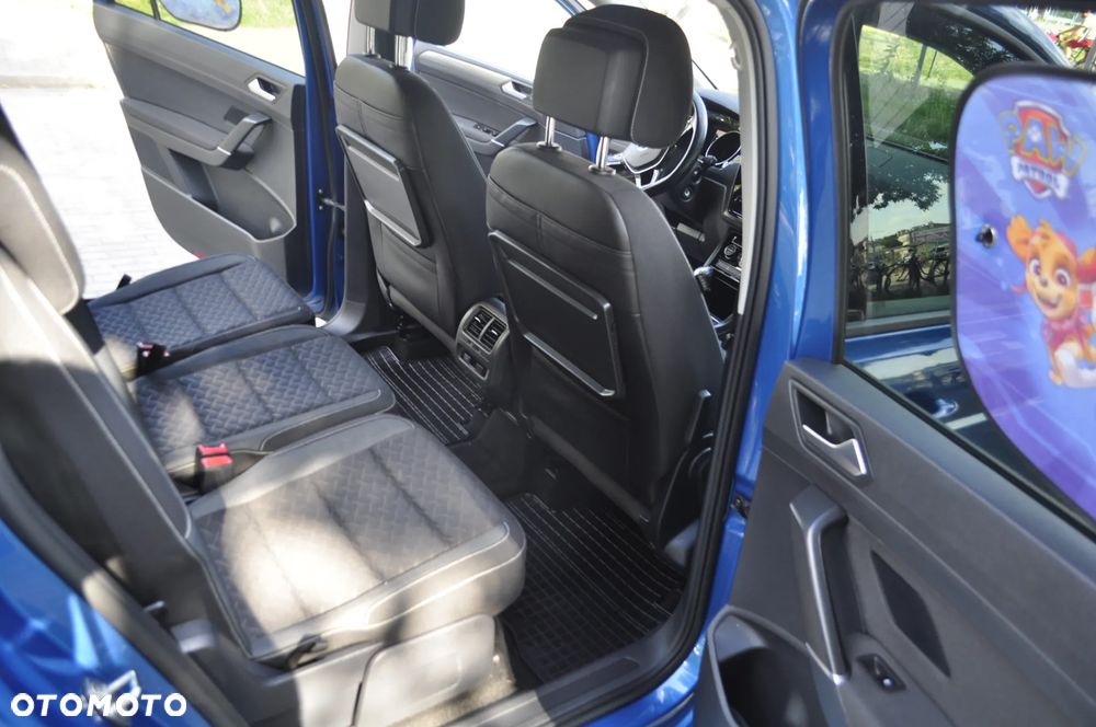 Volkswagen Touran 1.6 TDI SCR DSG Join - 10