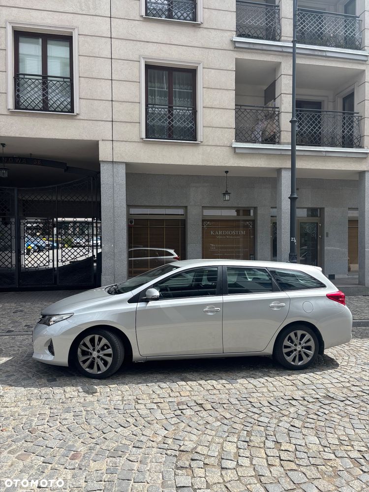 Toyota Auris 1.6 Active - 9