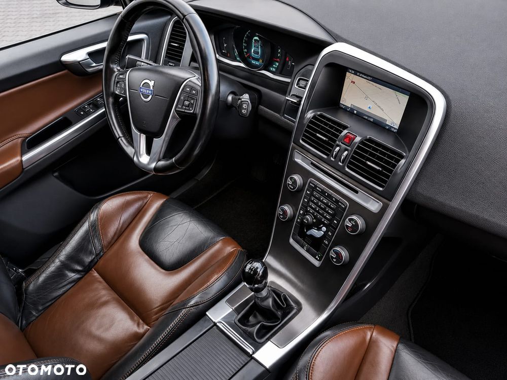 Volvo XC 60 D3 Edition Pro - 6