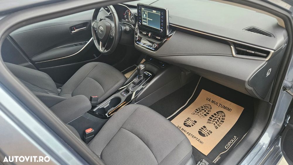 Toyota Corolla 1.8 HSD Dynamic - 17