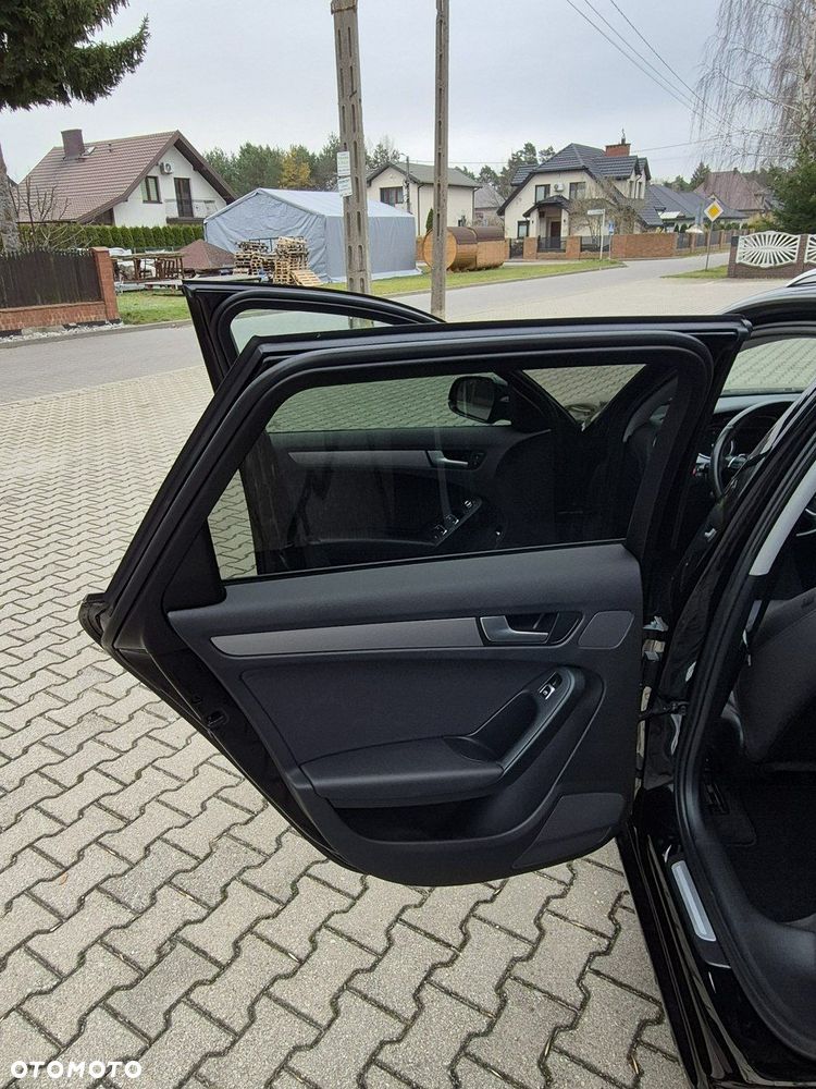 Audi A4 Avant 2.0 TDI clean diesel Quattro S tronic - 34