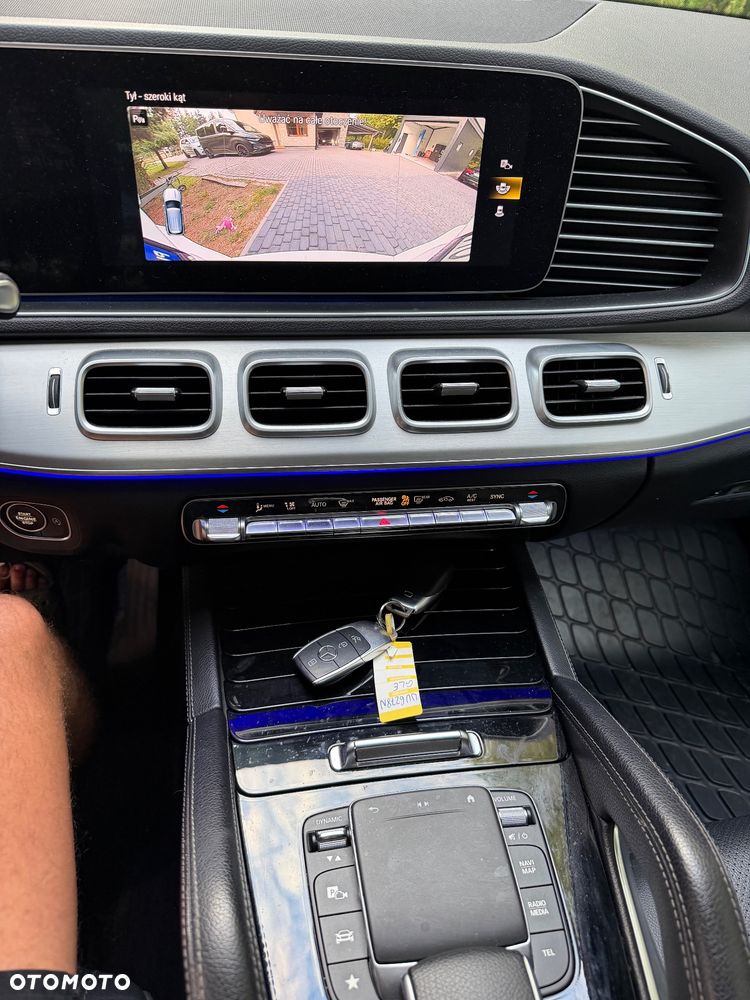 Mercedes-Benz GLE 300 d 4Matic 9G-TRONIC AMG Line - 3
