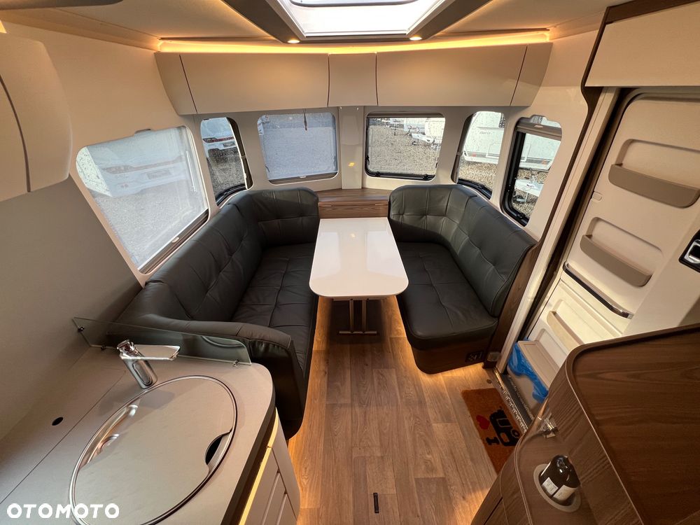 Hymer-Eriba Touring 820 - 1