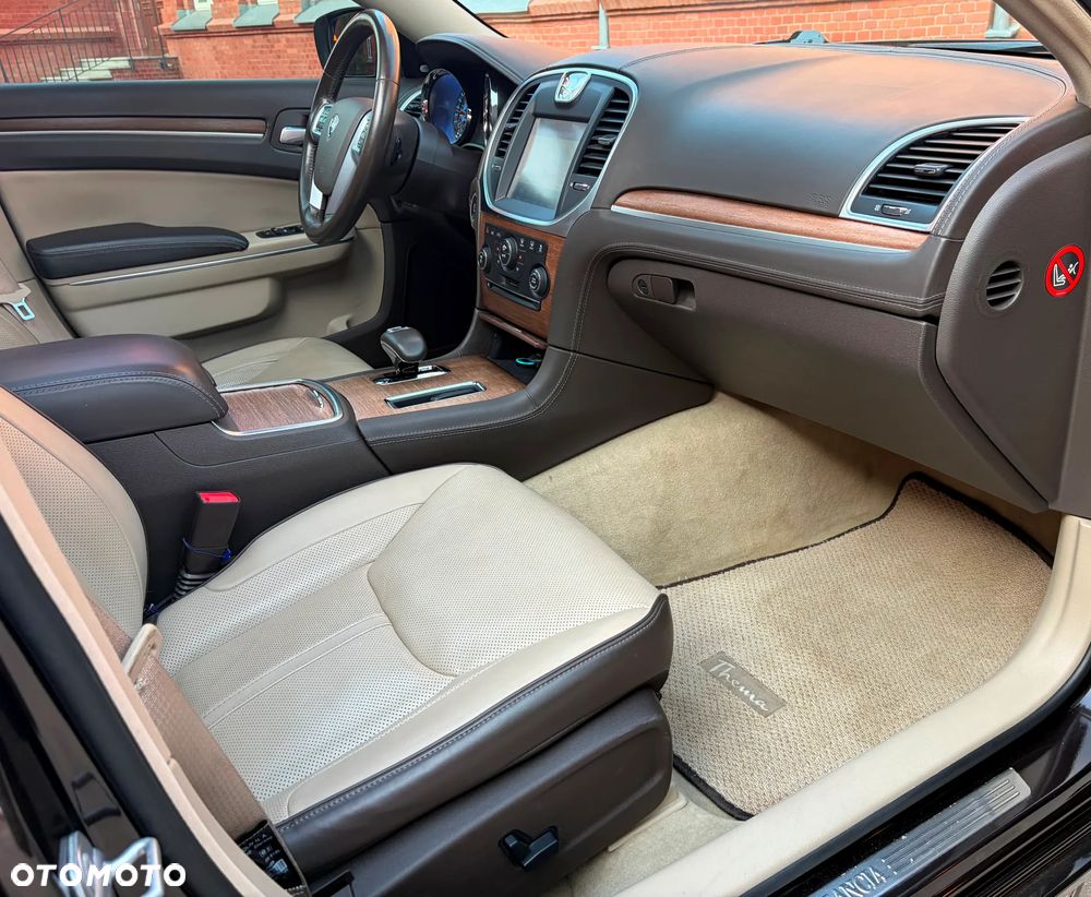 Lancia Thema 3.6 V6 VVT 24V Automatik Executive - 16