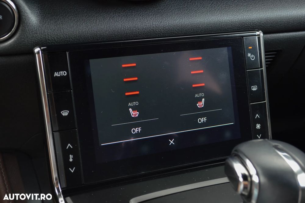 Mazda MX-30 e-SKYACTIV EXCLUSIVE-LINE - 29
