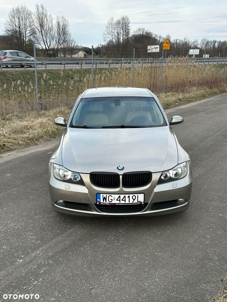 BMW Seria 3 320i Edition Sport - 11