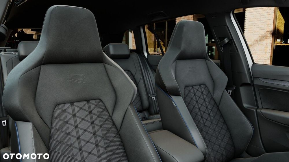 Volkswagen Golf - 12