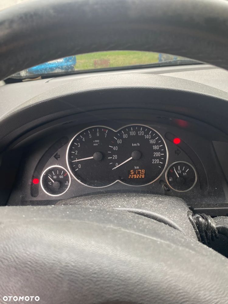 Opel Meriva - 8