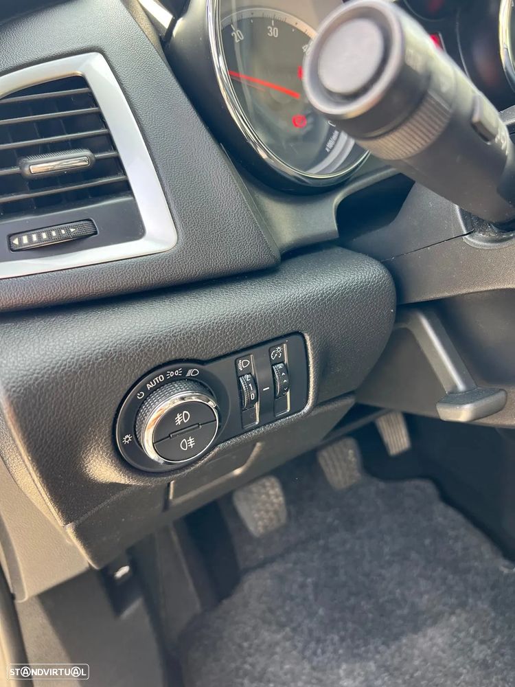 Opel Astra 1.6 CDTi Cosmo Start/Stop - 6