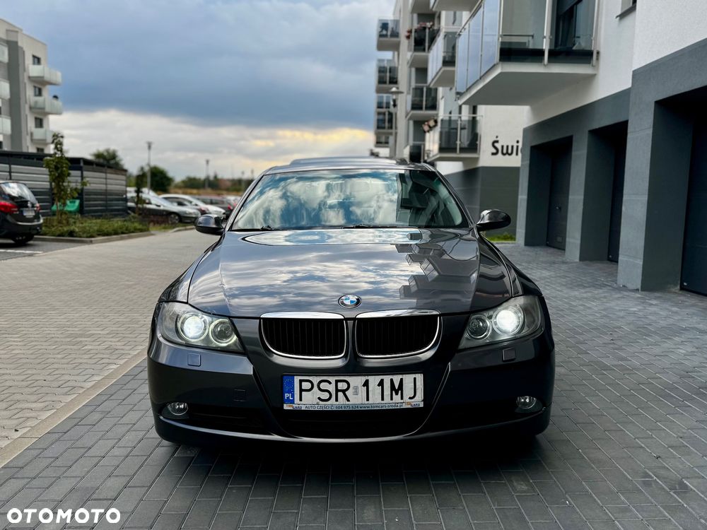 BMW Seria 3 318d - 2