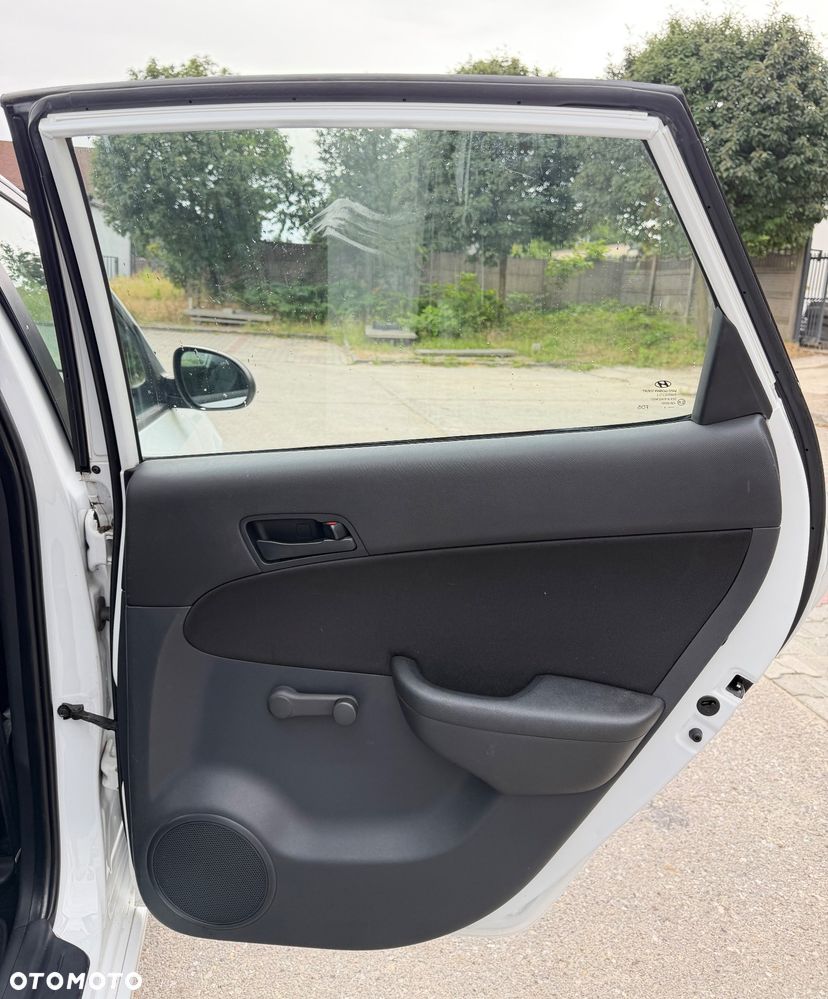 Hyundai i30 - 16