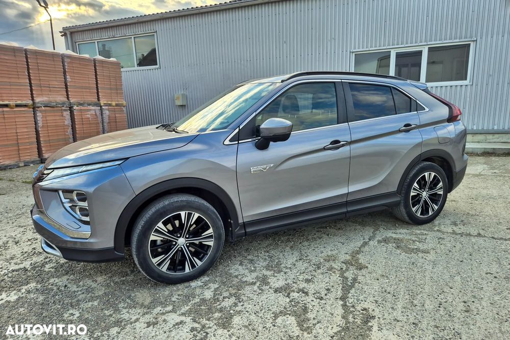 Mitsubishi Eclipse-Cross PHEV Intense+ - 3