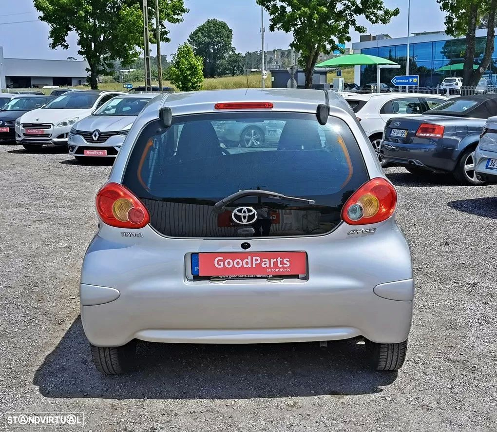 Toyota Aygo 1.0 + AC+VSC - 7