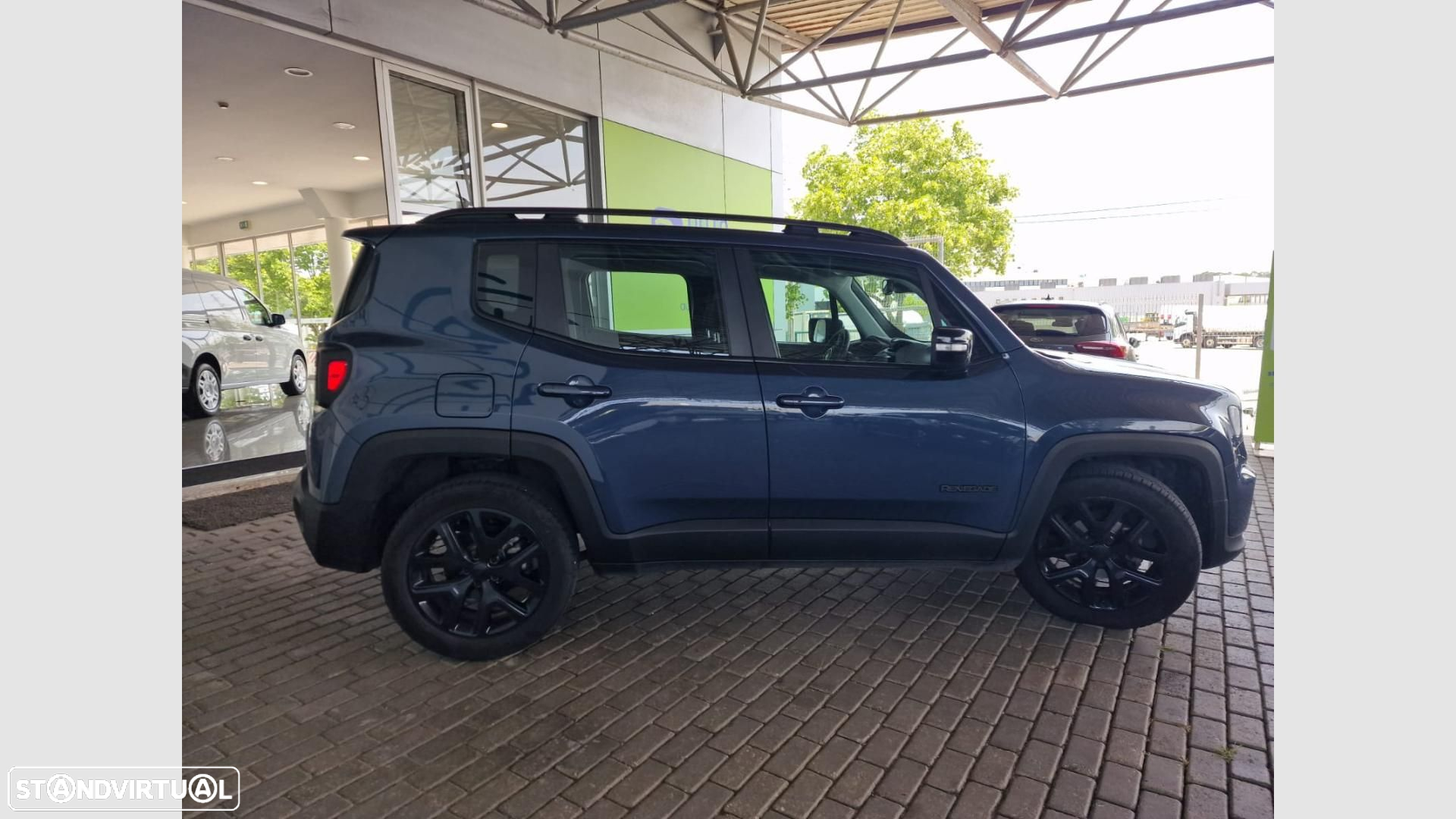 Jeep Renegade 1.6 MJD Night Eagle - 4