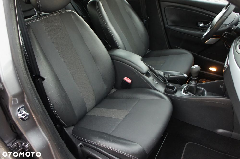Renault Fluence 2.0 16V 140 Dynamique - 15