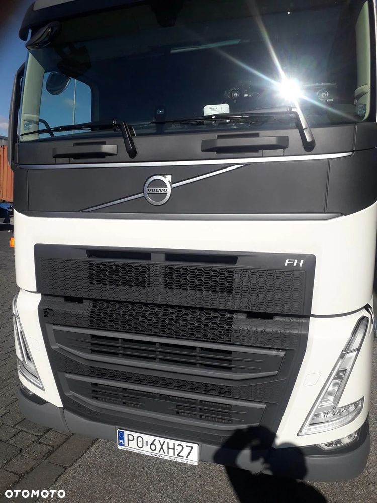 Volvo FH500 4x2 LOW XL MEGA - 2