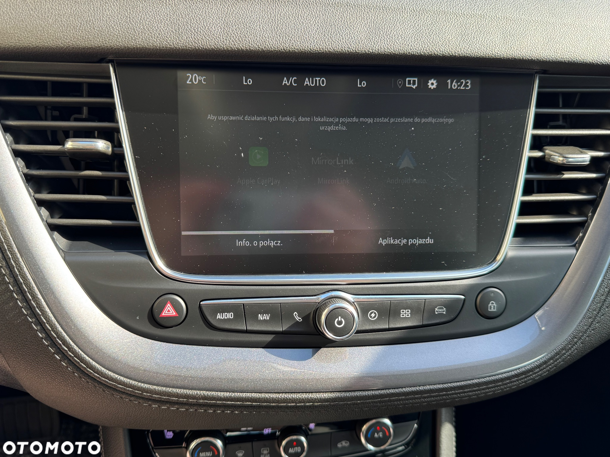 Opel Grandland X Plug-in-Hybrid4 1.6 DI Start/Stop Elegance - 25
