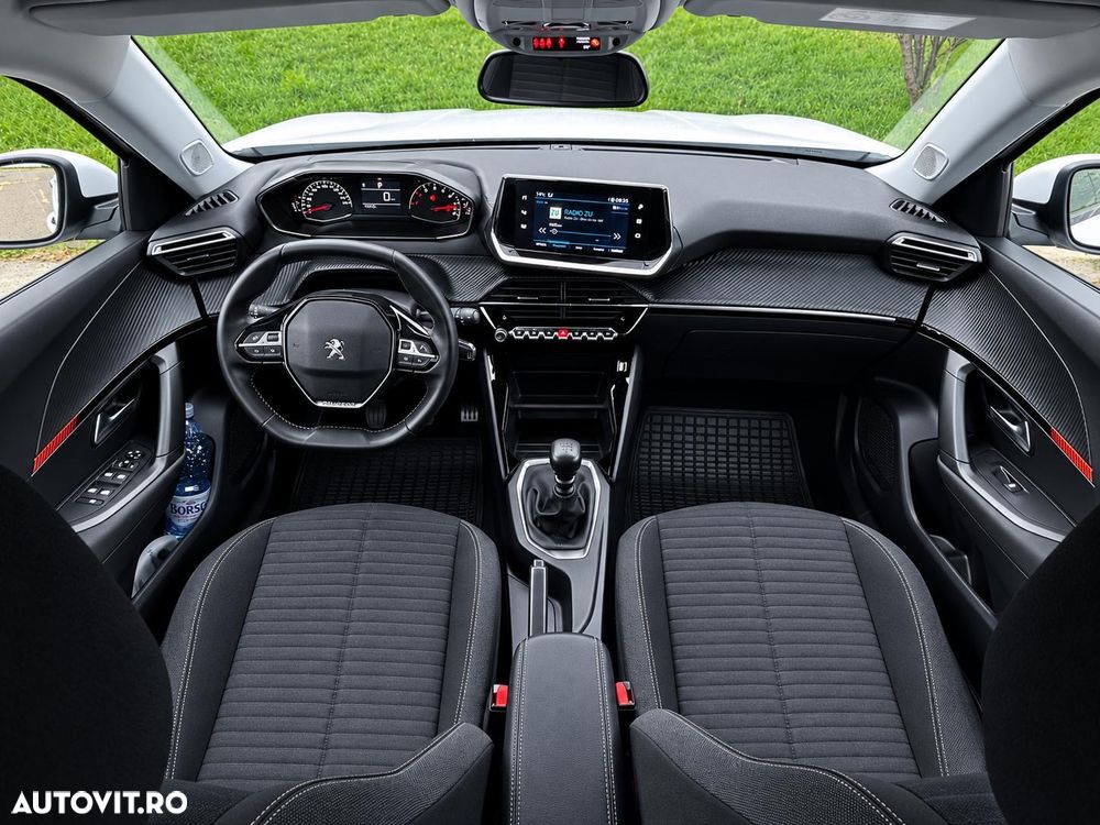Peugeot 2008 - 5