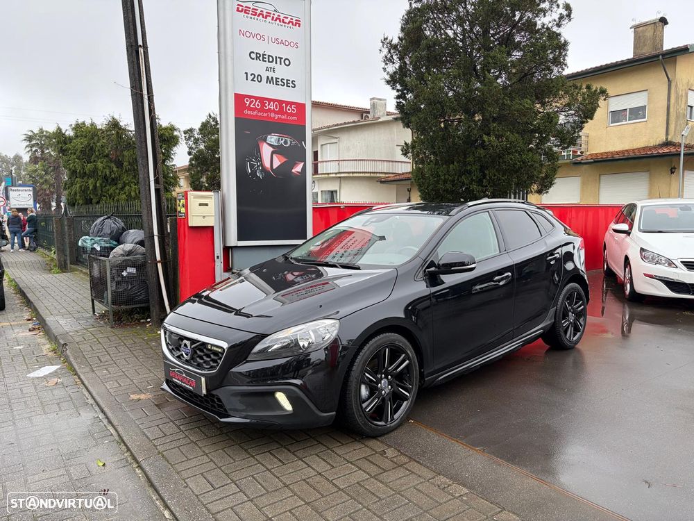 Volvo V40 Cross Country D2 Momentum - 2