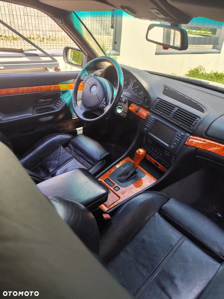 BMW Seria 7 - 6