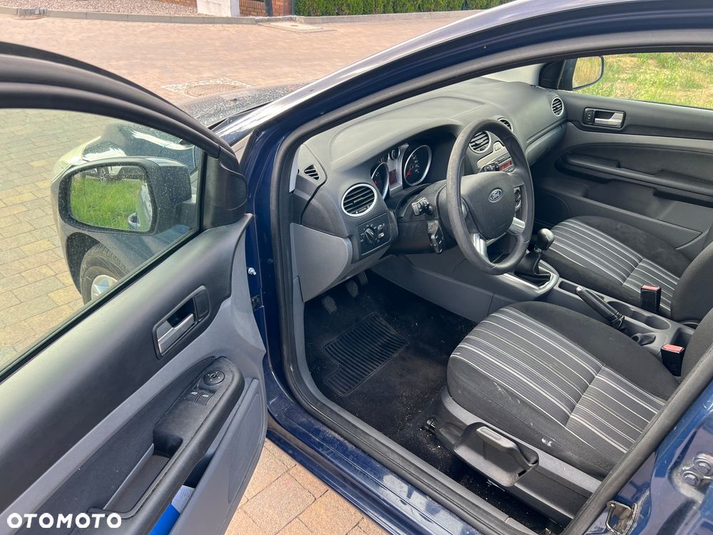 Ford Focus 1.4 16V Ambiente - 5
