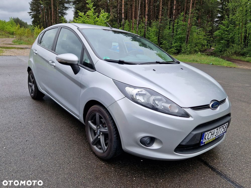 Ford Fiesta 1.4 Champions Edition - 12