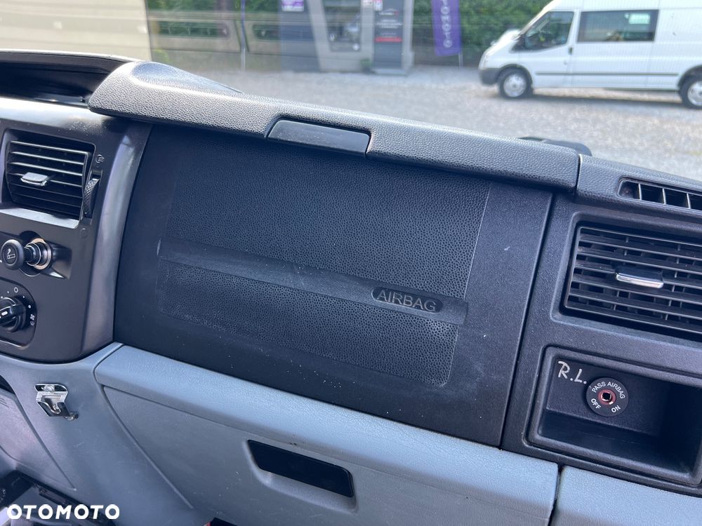 Ford Transit Furgon Brygadowy Doka 6 os. 4x4 AWD 2.4 TDCI 140KM Wyciągarka Webasto HAK - 27