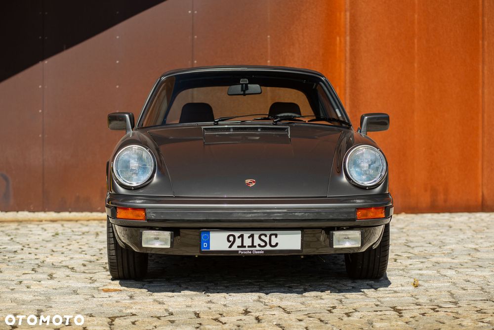 Porsche 911 - 4