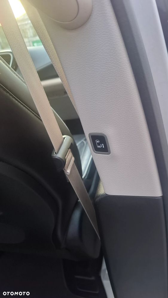 Chrysler Pacifica - 18