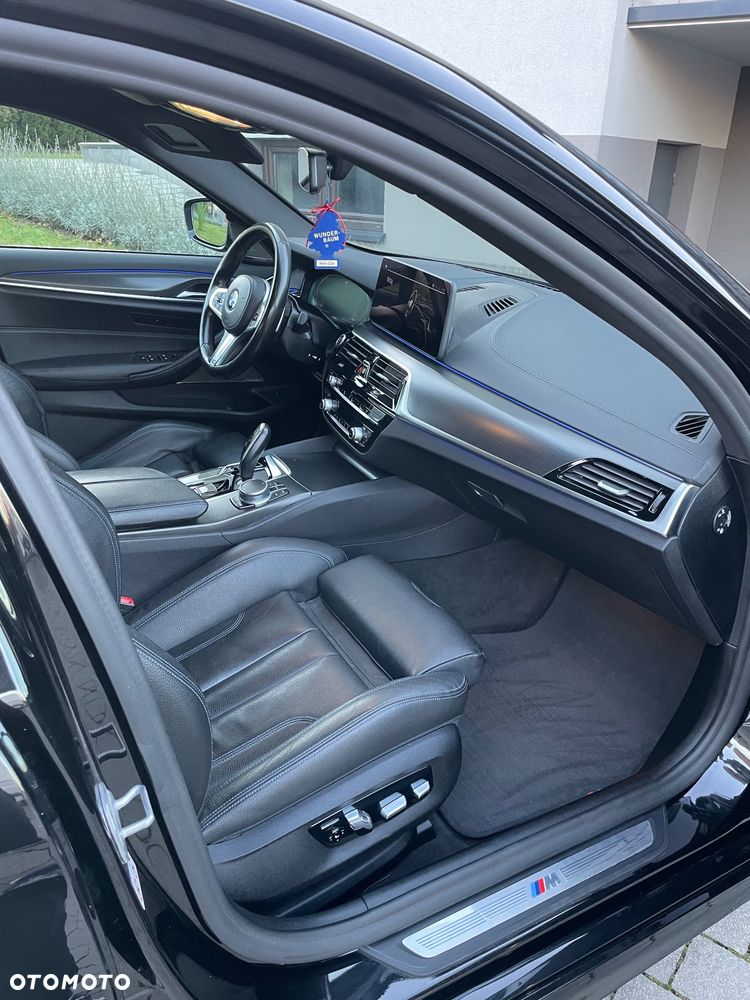 BMW Seria 5 520i M Sport sport - 13