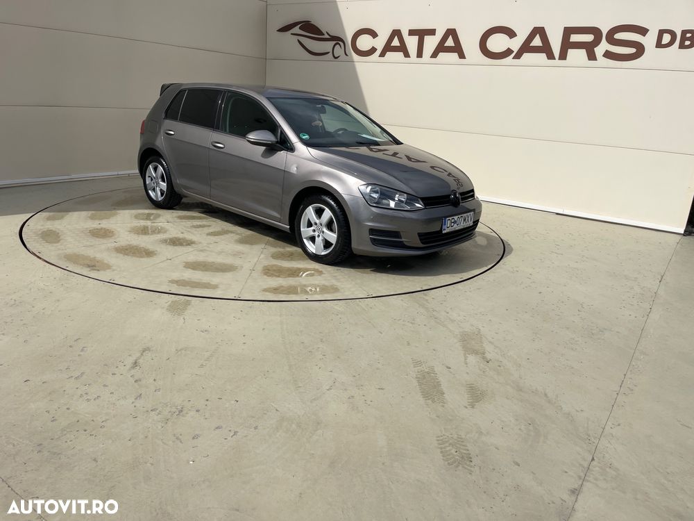 Volkswagen Golf 1.2 TSI BMT Comfortline - 22