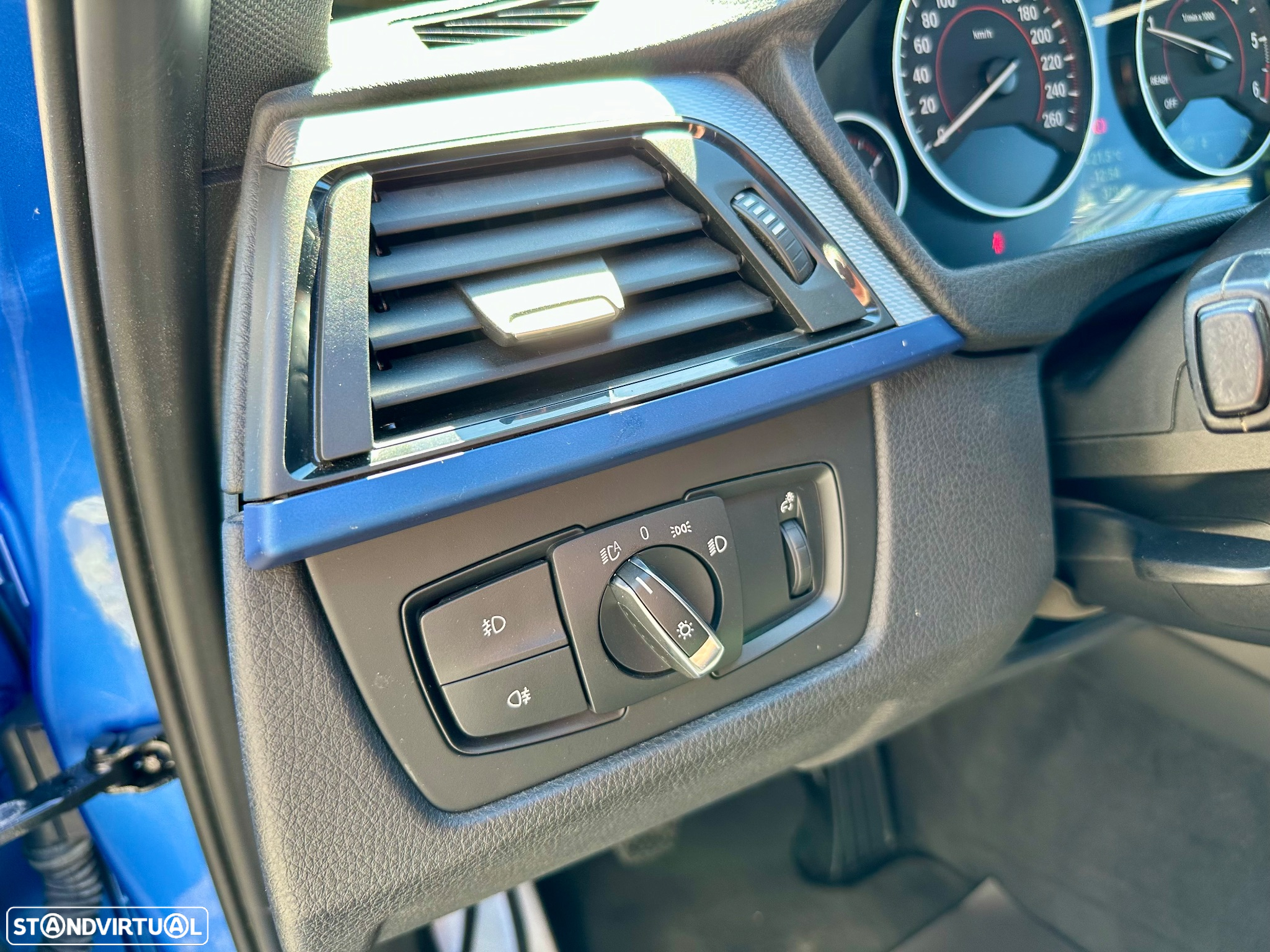 BMW 316 d Touring Pack M - 23