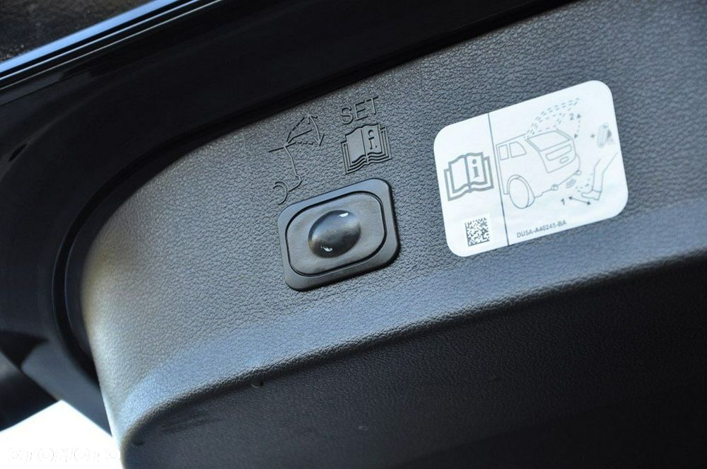 Ford Kuga 2.0 TDCi 4x4 ST-Line - 32