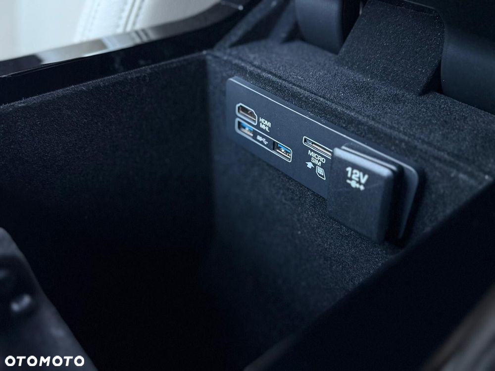 Land Rover Range Rover Velar - 36