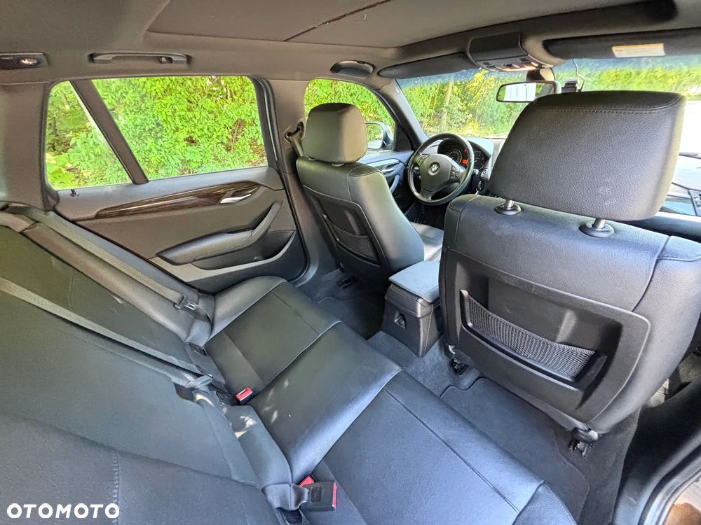 BMW X1 xDrive20d - 11