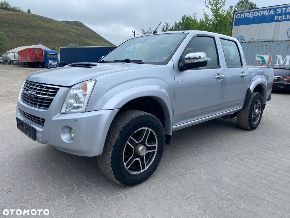 Isuzu D-Max 4x4 Double Cab Custom - 1