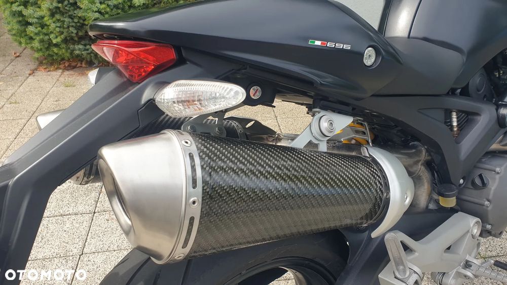 Ducati Monster - 8