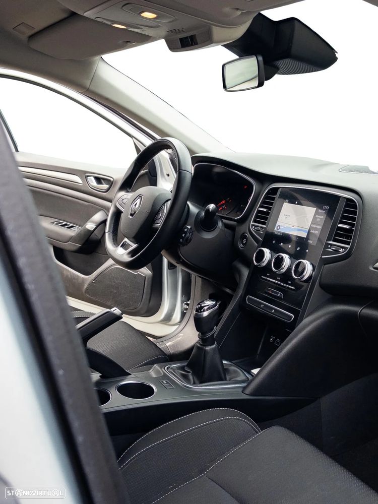 Renault Mégane 1.5 Blue dCi Limited - 7