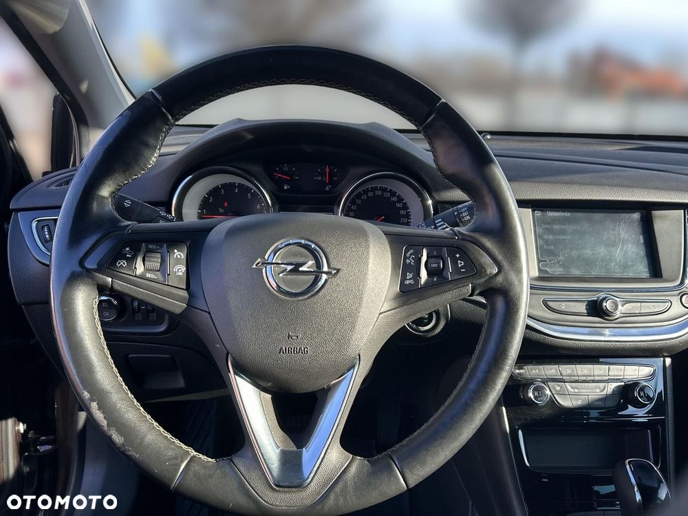 Opel Astra 1.6 T Elite S&S - 19