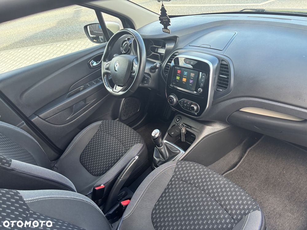 Renault Captur - 24