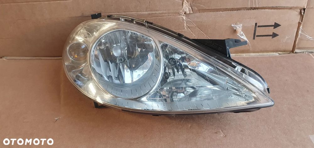 Lampa prawy przód przednia prawa Mercedes A-Klasa W169 A1698200261 - 4