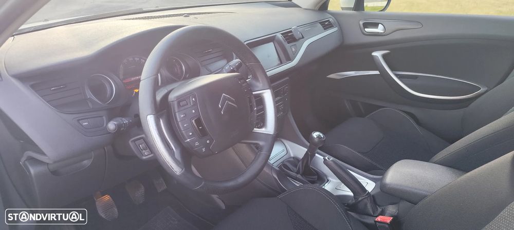 Citroën C5 Tourer 1.6 HDi VTR - 11