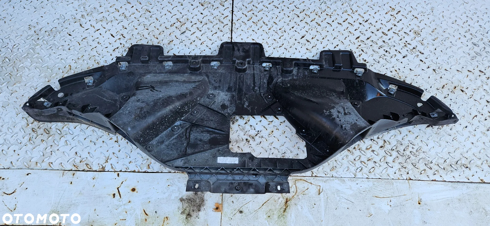 Dodge Durango III LIFT 2021-2025 RT GT Dolna osłona pod silnika Pokrywa dolna 68308842AE Dolot powietrza Kierownica powietrza - 14
