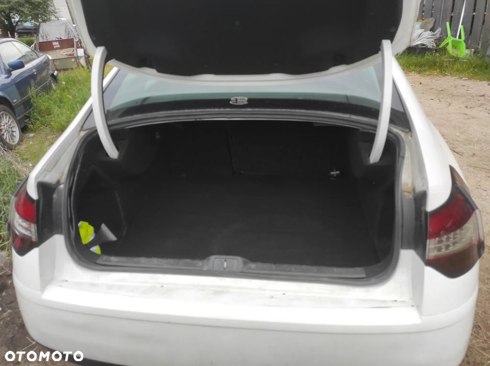 Citroën C5 1.6 HDi Attraction - 4