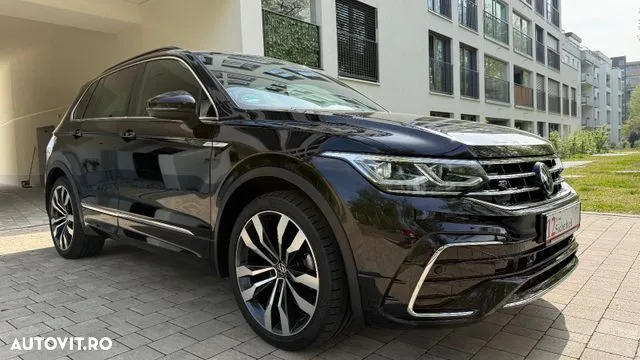 Volkswagen Tiguan - 2