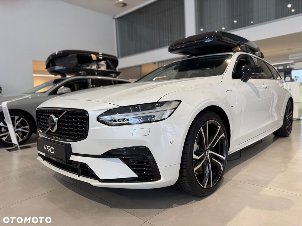 Volvo V90 T6 AWD Plug-In Hybrid Ultra Dark - 1