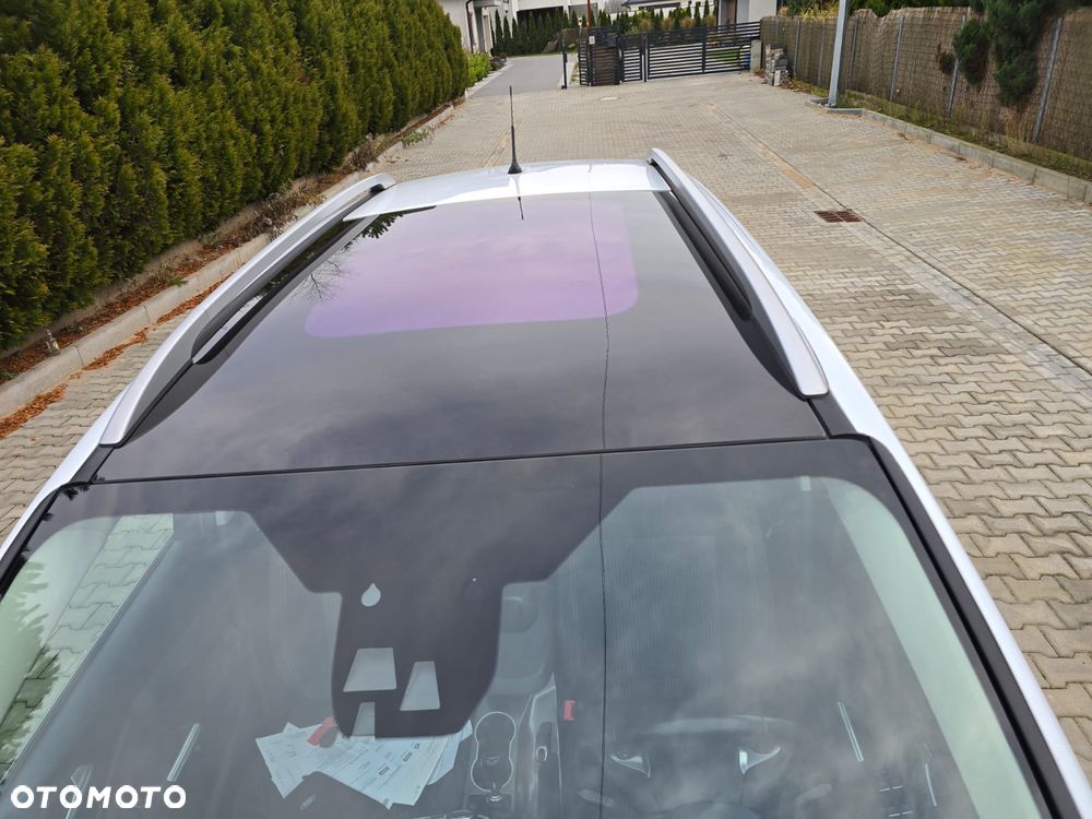 Ford C-MAX 2.0 TDCi Champions Edition - 40