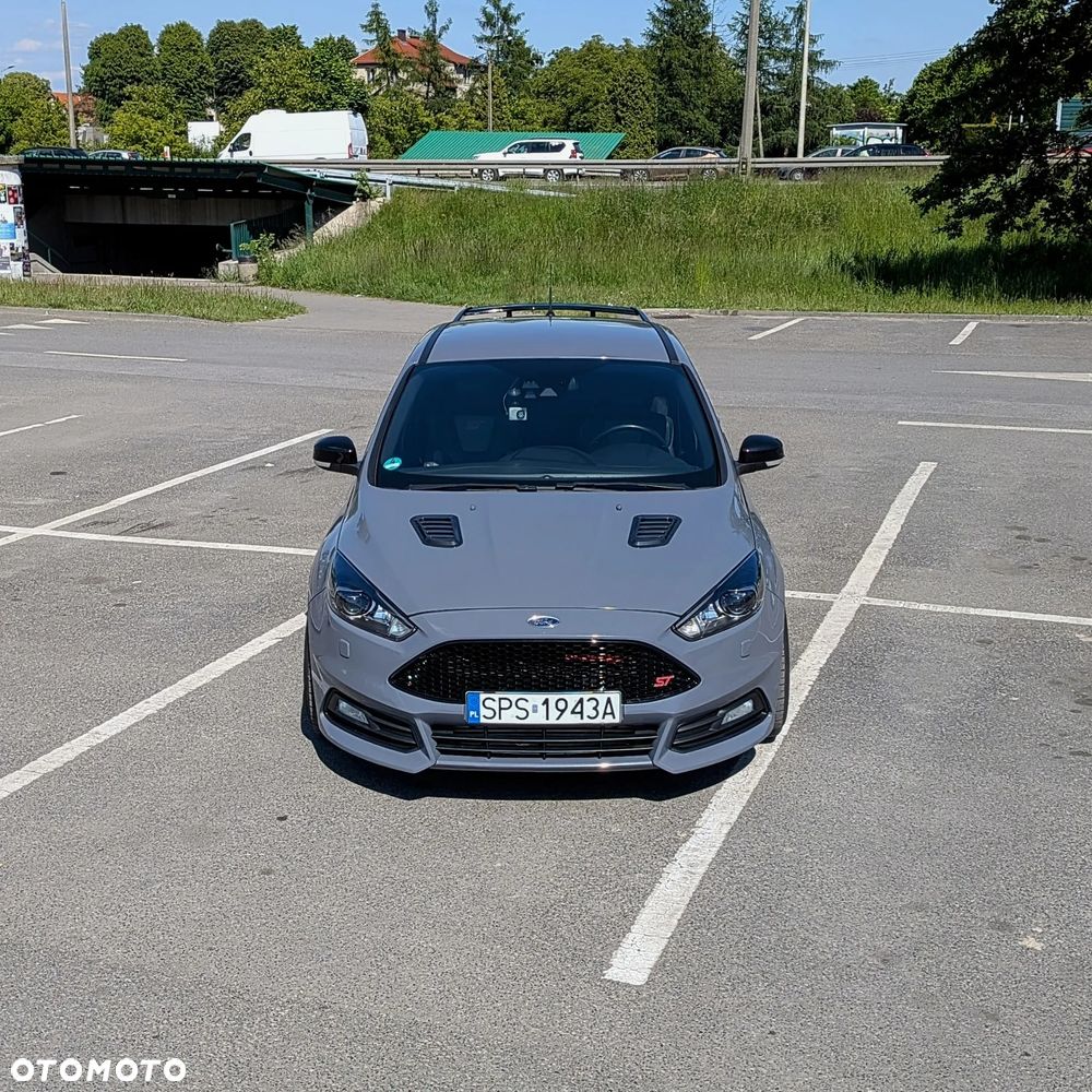 Ford Focus 2.0 TDCi ST-2 - 19